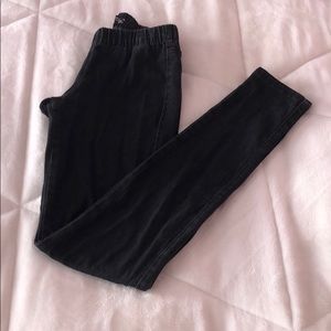 Black Skinny Jeans